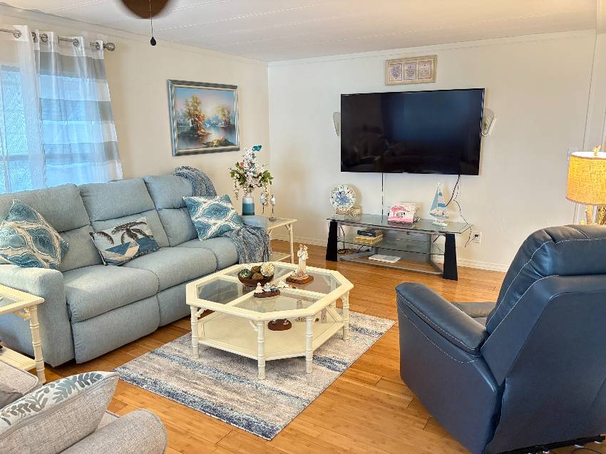 385 Sanibel St a Nokomis, FL Mobile or Manufactured Home for Sale